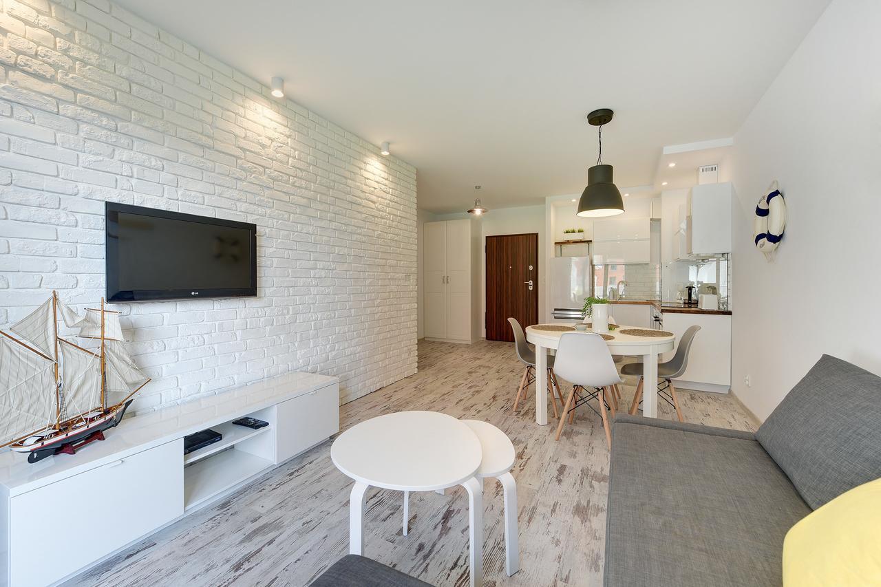 Aura Island Apartments Old Town Гданск Екстериор снимка