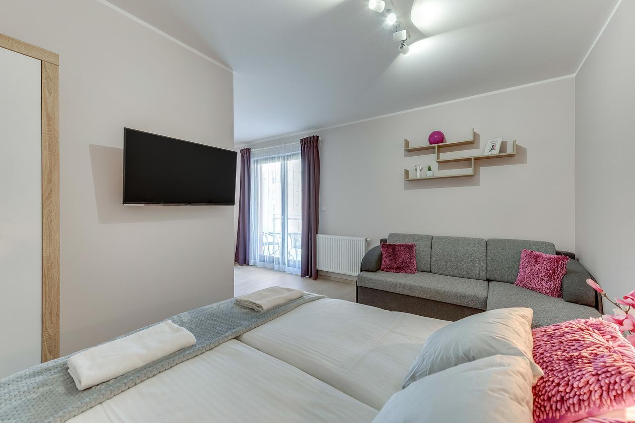 Aura Island Apartments Old Town Гданск Екстериор снимка