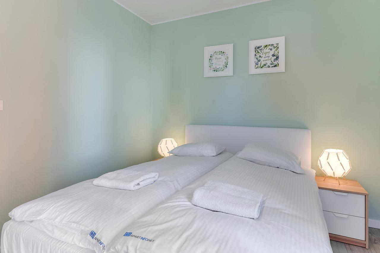 Aura Island Apartments Old Town Гданск Екстериор снимка