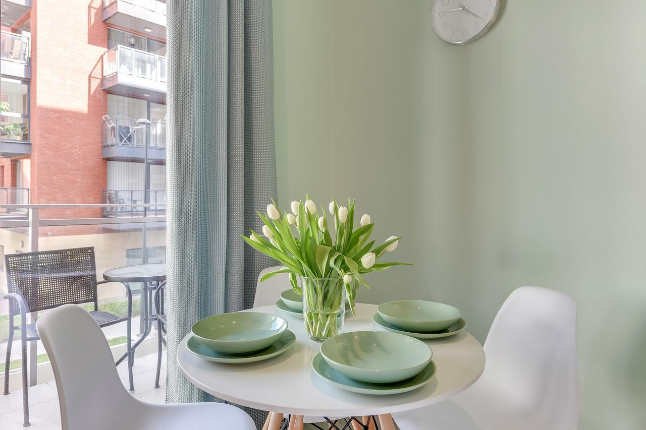 Aura Island Apartments Old Town Гданск Екстериор снимка