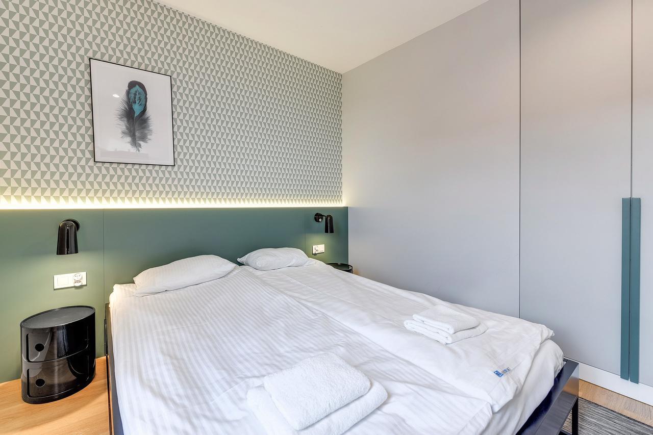 Aura Island Apartments Old Town Гданск Екстериор снимка